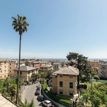 Amerigo Vespucci Sea View